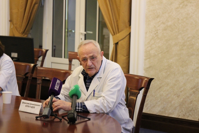 Врачи СПбГПМУ предупредили об опасностях новогодних праздников 4