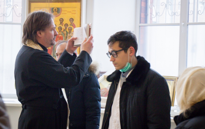 В Педиатрическом университете прошёл крестный ход 6