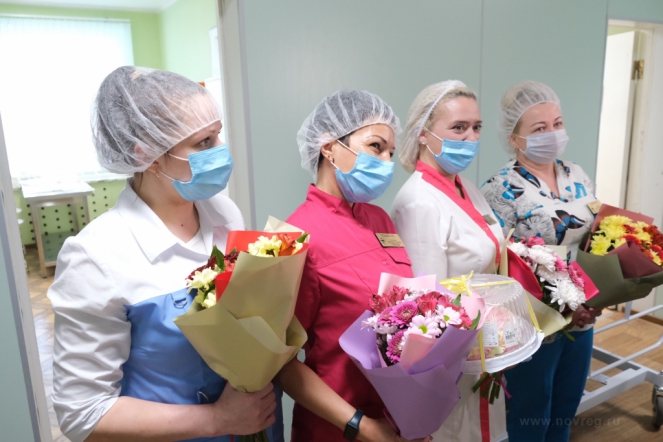 Губернатор Новгородской области встретился с молодыми медиками 1