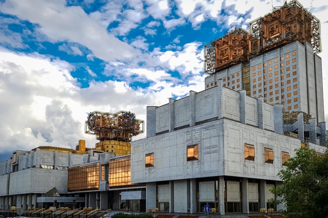 Ректор СПбГПМУ поддержал академика Рудского