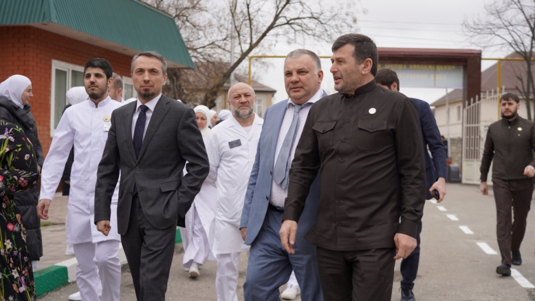 Ректор Педиатрического университета посетил Чеченскую Республику 12