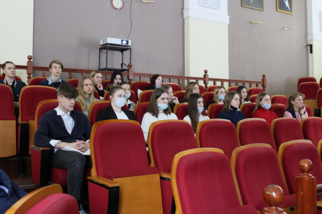 Школьники Санкт-Петербурга посетили СПбГПМУ 10