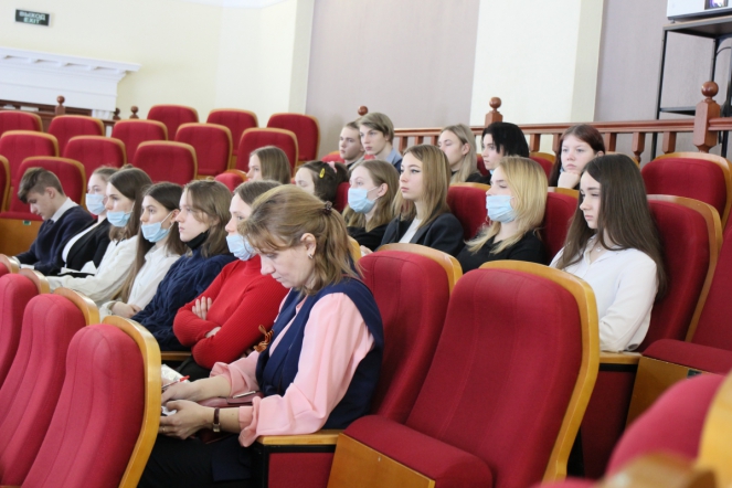 Школьники Санкт-Петербурга посетили СПбГПМУ 21