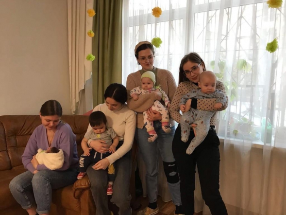 Волонтеры СПбГПМУ посетили Кризисный центр для женщин