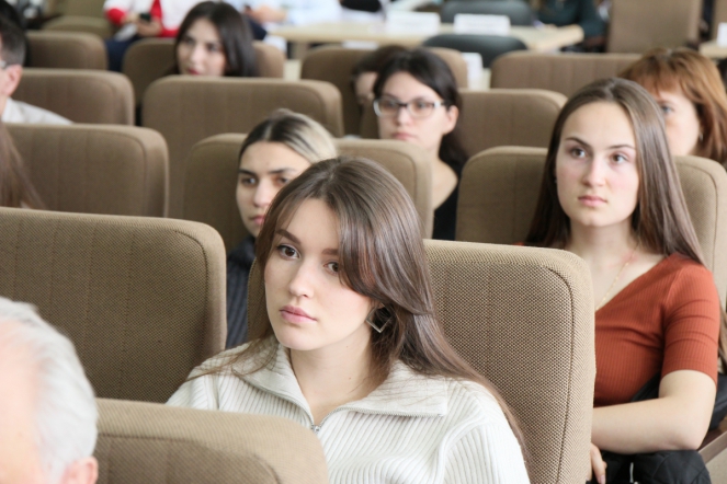 Сергей Вылегжанин встретился со студентами СПбГПМУ 31