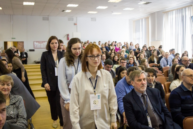 В СПбГПМУ началась студенческая конференция по хирургии 76