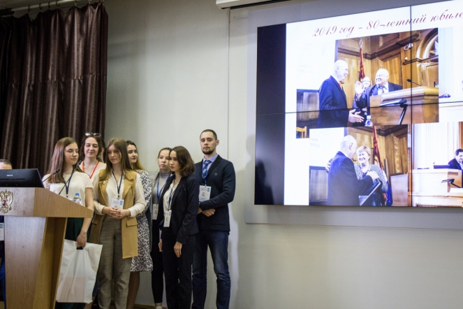 В СПбГПМУ началась студенческая конференция по хирургии 82