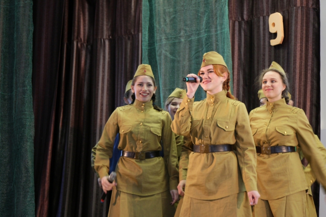 Студенты СПБГПМУ исполнили песни Победы 22