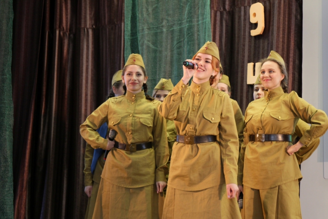 Студенты СПБГПМУ исполнили песни Победы 23