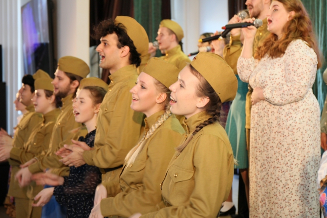 Студенты СПБГПМУ исполнили песни Победы 93