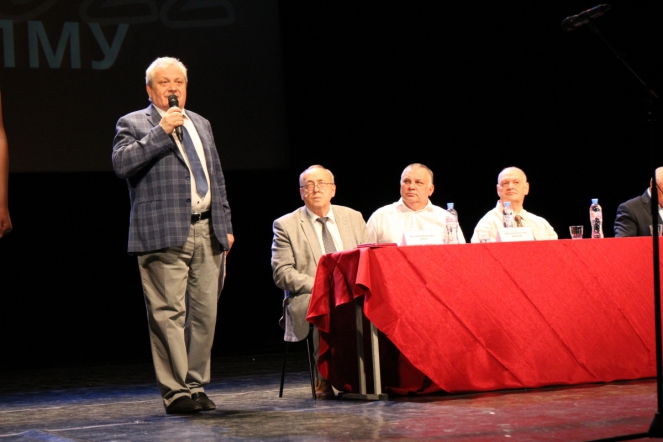 Вручение дипломов: фоторепортаж 11