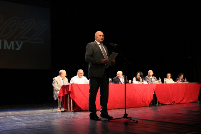 Вручение дипломов: фоторепортаж 15