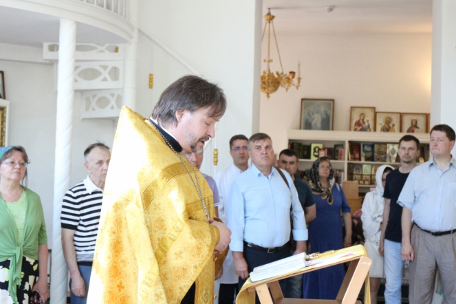 В храме при СПбГПМУ отслужили молебен за здравие детей 5