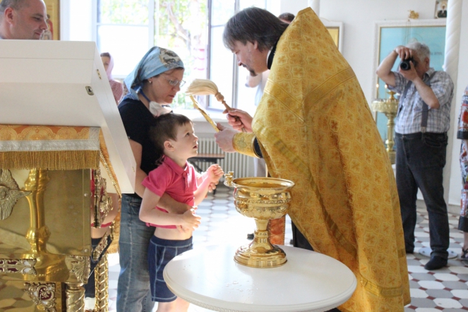 В храме при СПбГПМУ отслужили молебен за здравие детей 10