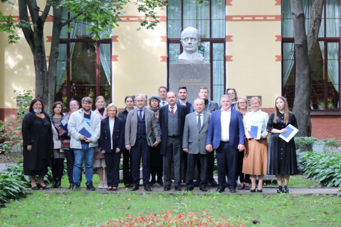 Выпускники аспирантуры СПбГПМУ получили дипломы 5