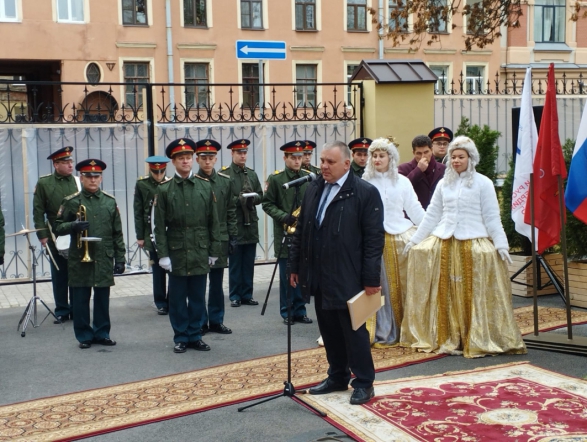 В Детской городской больнице имени Святой Марии Магдалины открыли памятник выдающемуся детскому врачу и ученому, Игорю Михайловичу Воронцову 3