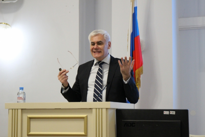 В администрации Калининского района состоялась научно-практическая конференция по дерматовенерологии 23