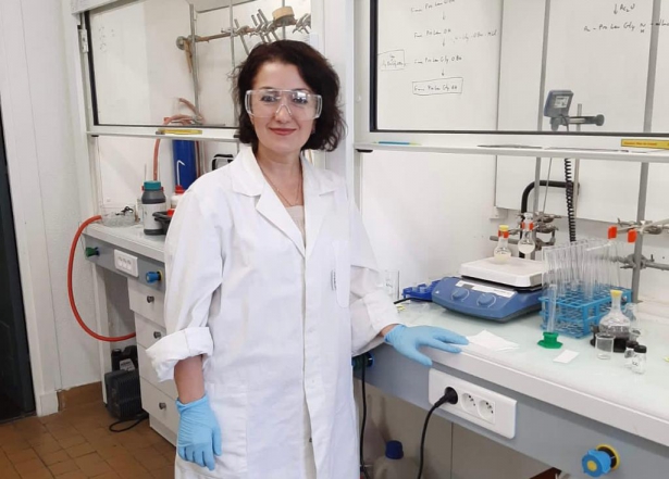 Учёным Педиатрического университета удалось синтезировать химическое соединение, которое впоследствии может стать основой препарата для лечения онкологических заболеваний