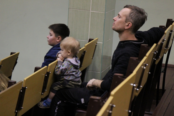 Ученики музыкальной школы №7 Выборгского района провели концерт для пациентов эндокринологического отделения Педиатрического университета 4