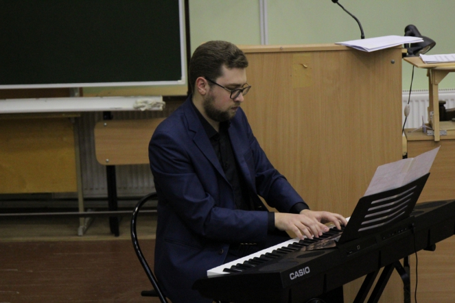 Ученики музыкальной школы №7 Выборгского района провели концерт для пациентов эндокринологического отделения Педиатрического университета 11