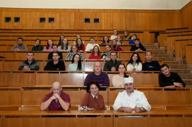 Преподаватели и ординаторы СПбГПМУ посетили Военно-медицинскую академию им. С. М. Кирова 4