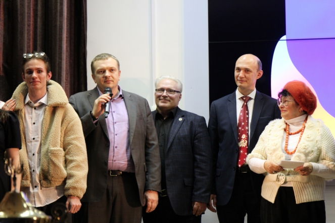 Мы начинаем КВН: В СПбГПМУ прошли юбилейные игры на Кубок Ректора 44