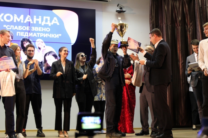 Мы начинаем КВН: В СПбГПМУ прошли юбилейные игры на Кубок Ректора 53
