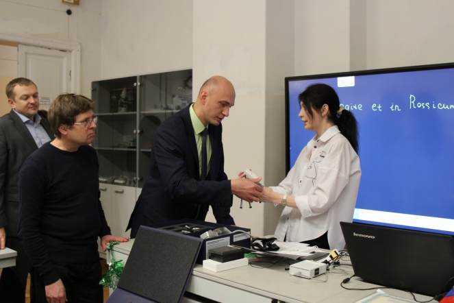 Преподаватели СПбГПМУ посетили  школу №197 с углубленным изучением химии и биологии 4