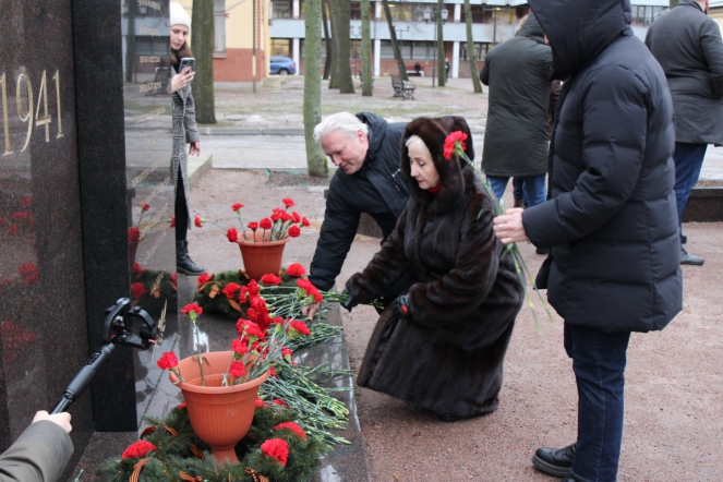 Педиатрический университет почтил память защитников Ленинграда 9
