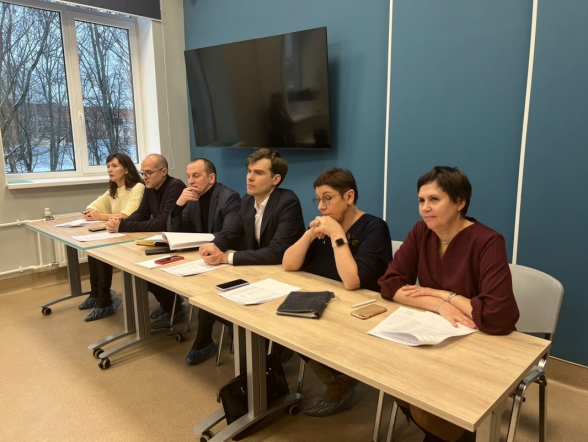 Главные врачи больниц Новгородской области оценили уровень подготовки ординаторов целевого обучения 1