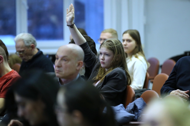 Круглый стол на тему «Книги и здоровье. Постижение смыслов и себя через чтение» прошел в Педиатрическом университете 9