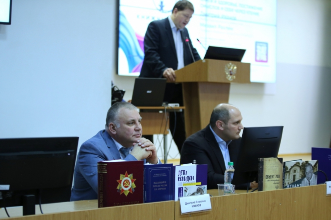 Круглый стол на тему «Книги и здоровье. Постижение смыслов и себя через чтение» прошел в Педиатрическом университете 23