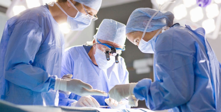 Ректор СПбГПМУ рассказал журналистам о работе клиники в период длинных выходных