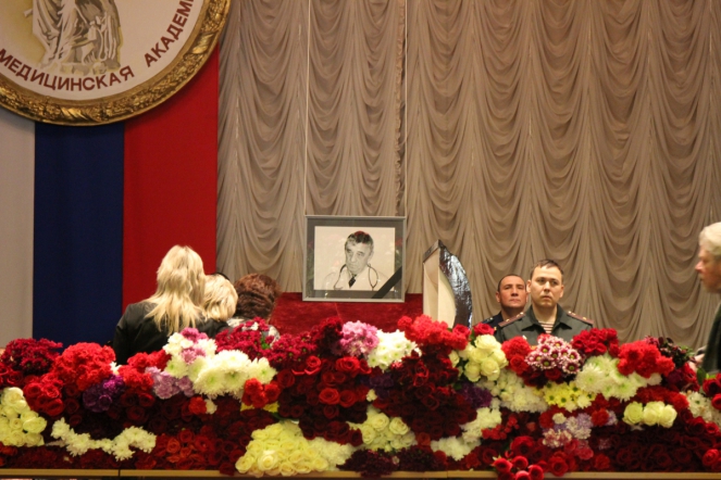 В Санкт-Петербурге простились с основателем российской неонатологии Николаем Шабаловым