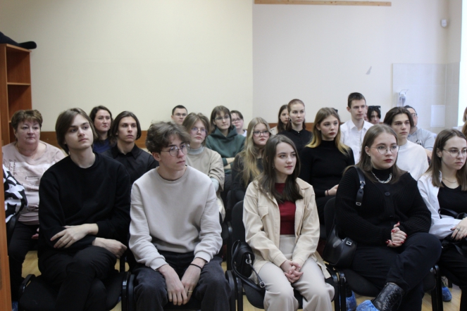 Школьники из Мурманской области посетили Педиатрический университет 1