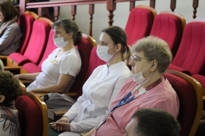 Сотрудницы Педиатрического университета получили благодарности от Государственной Думы 13