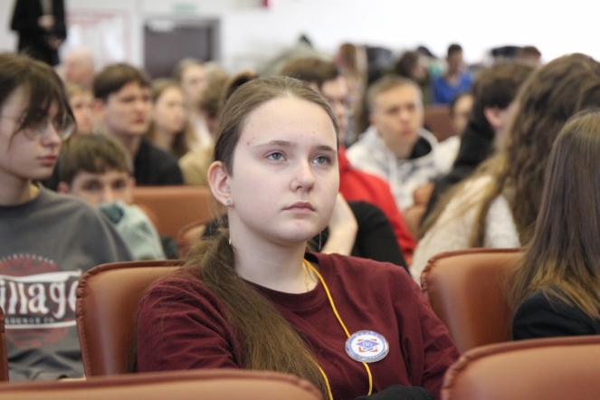 Педиатрический университет принял форум «Моя будущая профессия – врач» 13