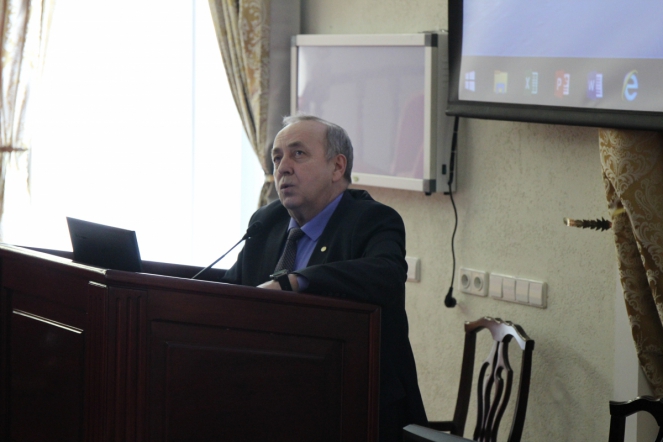 Школьники из Губкинского посетили Педиатрический университет 15