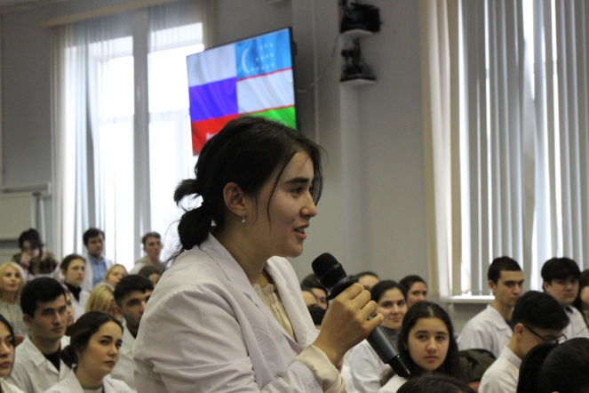 Министр здравоохранения Республики Узбекистан посетил Педиатрический университет 4