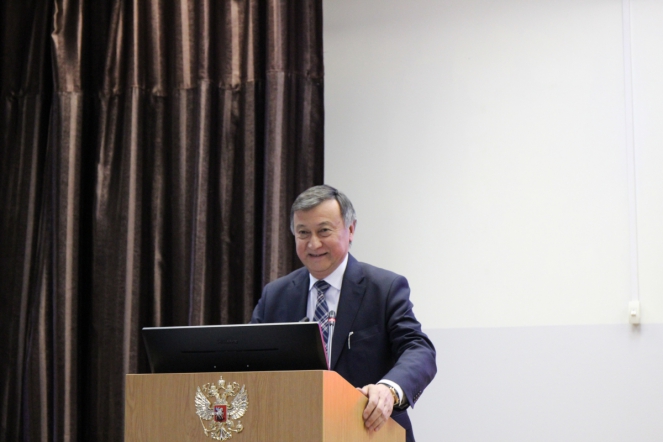 Министр здравоохранения Республики Узбекистан посетил Педиатрический университет 9