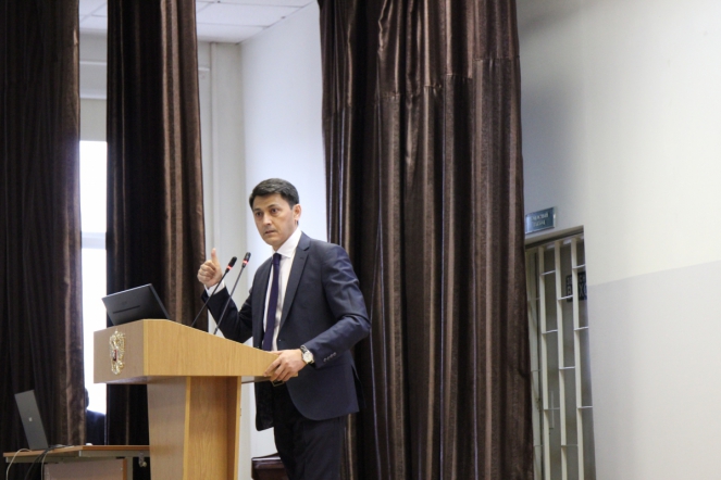 Министр здравоохранения Республики Узбекистан посетил Педиатрический университет 15