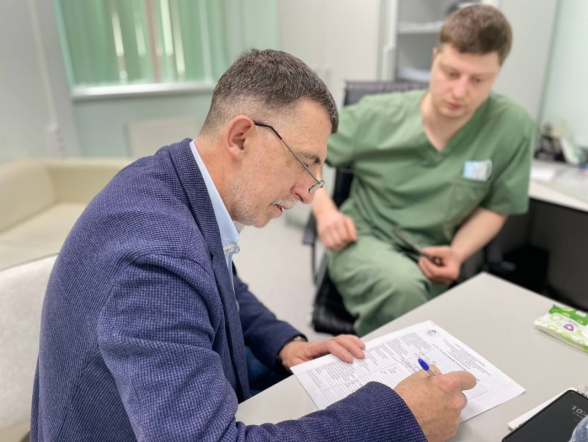 Алтайский край по уровню оказания помощи достиг очень хороших показателей: эксперты НМИЦ СПбГПМУ подвели итоги анализа медучреждений региона 25