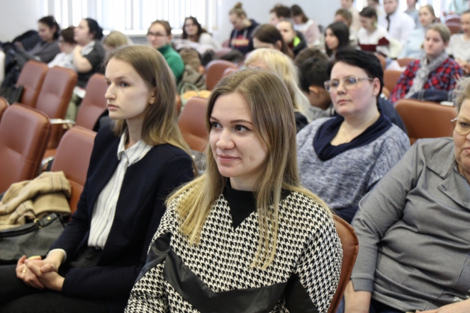 Нужны все специальности: студенты старших курсов Педиатрического университета встретились с главными врачами больниц Псковской области и представителями регионального Комитета по здравоохранению 9