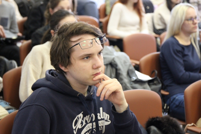 Нужны все специальности: студенты старших курсов Педиатрического университета встретились с главными врачами больниц Псковской области и представителями регионального Комитета по здравоохранению 13