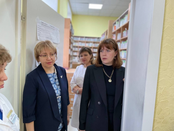 Уровень новосибирских врачей самодостаточен, а с трудными пациентами наш федеральный центр готов помогать: четвертый визит в регион экспертов НМИЦ СПБГПМУ показал значимые результаты 1