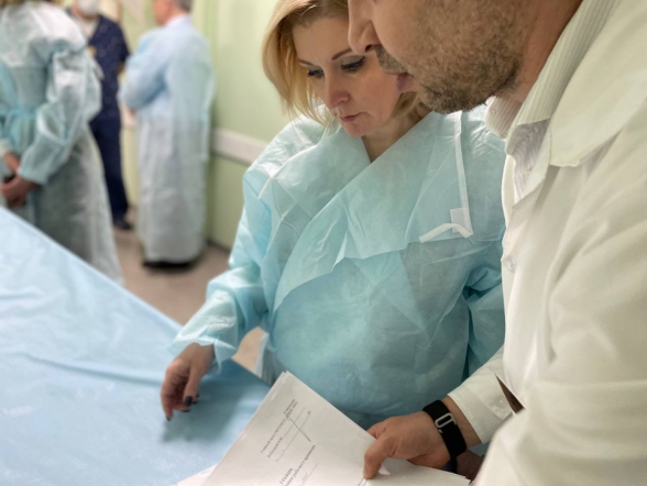 Уровень новосибирских врачей самодостаточен, а с трудными пациентами наш федеральный центр готов помогать: четвертый визит в регион экспертов НМИЦ СПБГПМУ показал значимые результаты 16