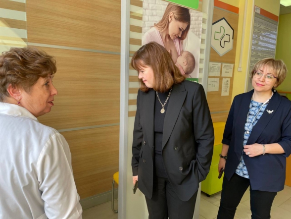 Уровень новосибирских врачей самодостаточен, а с трудными пациентами наш федеральный центр готов помогать: четвертый визит в регион экспертов НМИЦ СПБГПМУ показал значимые результаты 33