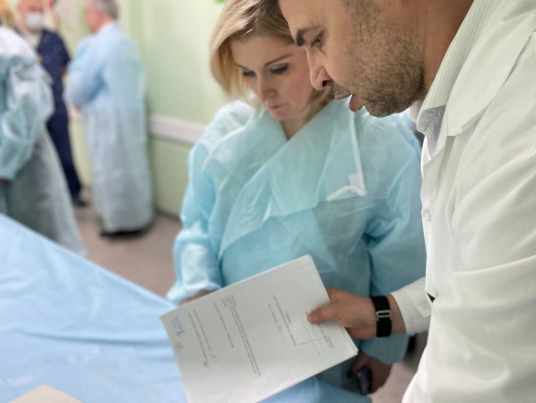 Уровень новосибирских врачей самодостаточен, а с трудными пациентами наш федеральный центр готов помогать: четвертый визит в регион экспертов НМИЦ СПБГПМУ показал значимые результаты 39