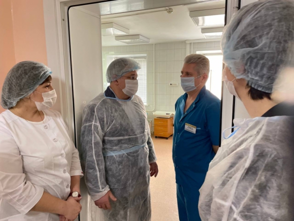 Уровень новосибирских врачей самодостаточен, а с трудными пациентами наш федеральный центр готов помогать: четвертый визит в регион экспертов НМИЦ СПБГПМУ показал значимые результаты 45