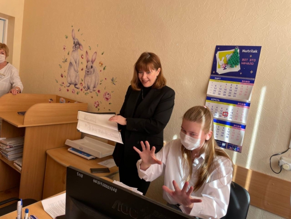 Уровень новосибирских врачей самодостаточен, а с трудными пациентами наш федеральный центр готов помогать: четвертый визит в регион экспертов НМИЦ СПБГПМУ показал значимые результаты 54